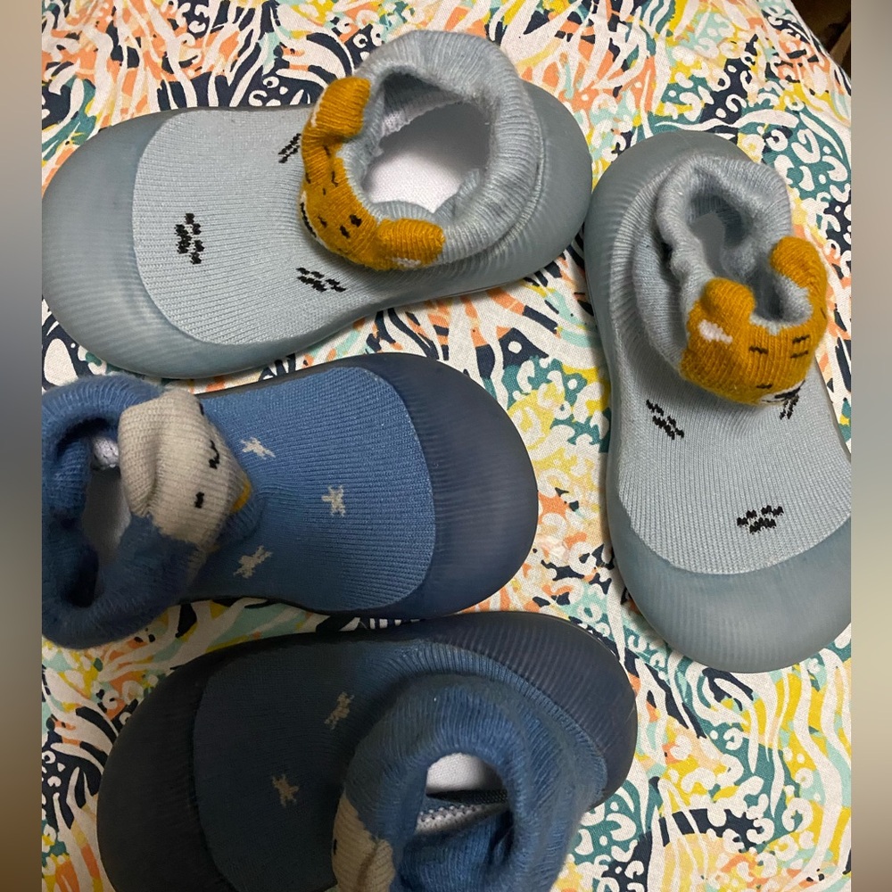 Baby boy Amazon small rubber socks size small